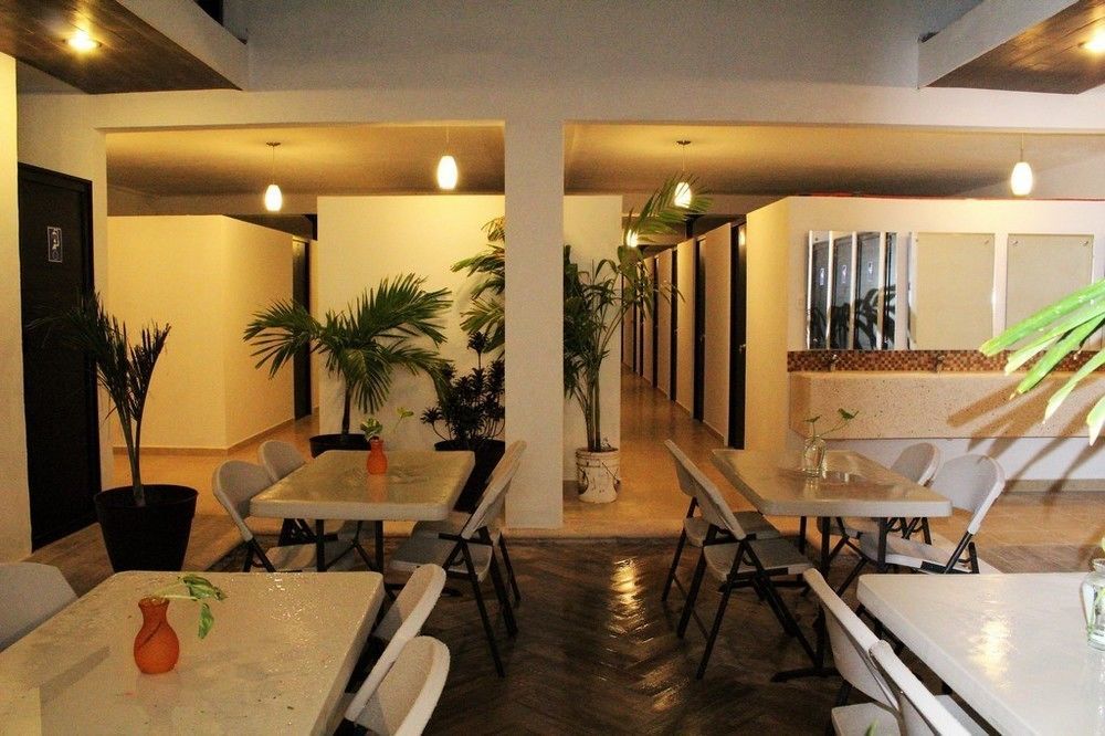 Hostal Gayser วัลลาโดลิด ภายนอก รูปภาพ